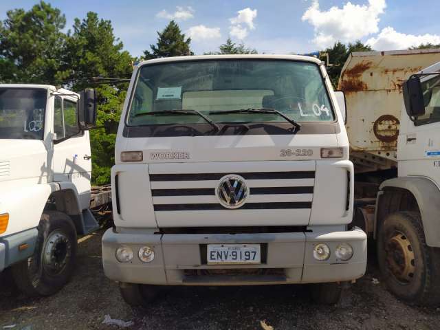 CAMINHÃO BASCULANTE, VW/26220-EURO 3, ANO 2010