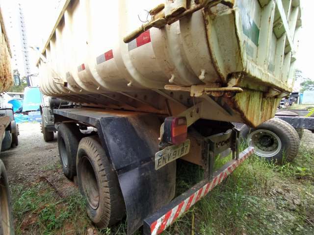 CAMINHÃO BASCULANTE, VW/26220-EURO 3, ANO 2010