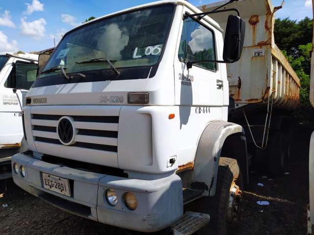 CAMINHÃO BASCULANTE, VW/26220-EURO 3, ANO 2008