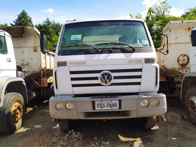 CAMINHÃO BASCULANTE, VW/26220-EURO 3, ANO 2008