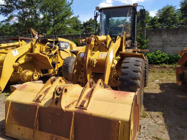 PÁ CARREGADEIRA DE PNEUS, CAT/938 G, ANO 1999