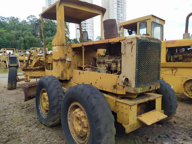 MOTONIVELADORA, CAT /120B, ANO 1980