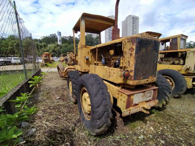 MOTONIVELADORA, CAT /120B, ANO 1976