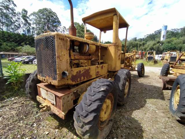 MOTONIVELADORA, CAT /120B, ANO 1976