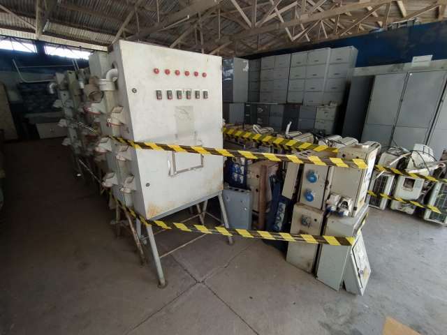 QUADROS ELÉTRICO TIPO ROBO
