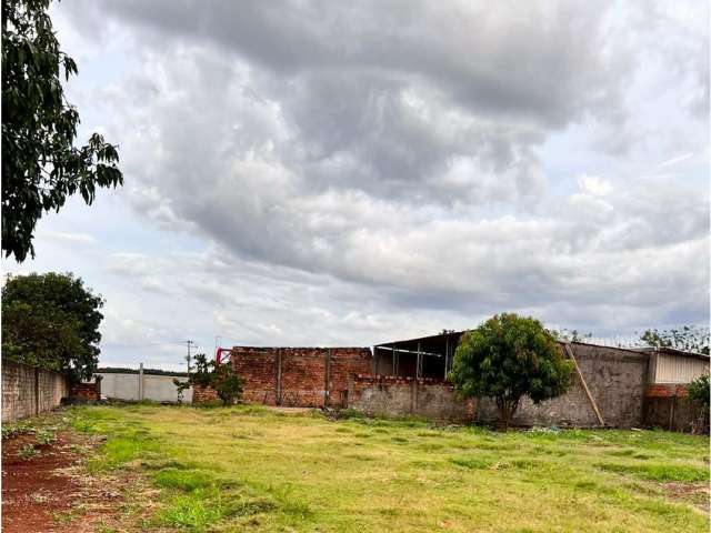 Terreno c/ 1800m² c/ barracão em Sapezal/MT