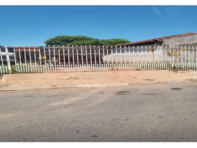 Casa c/360m² em Várzea Grande/MT