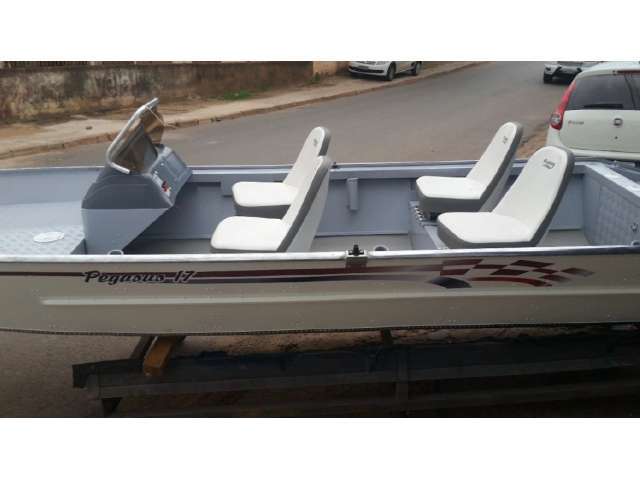 Barco Pegasus, marca Fishing