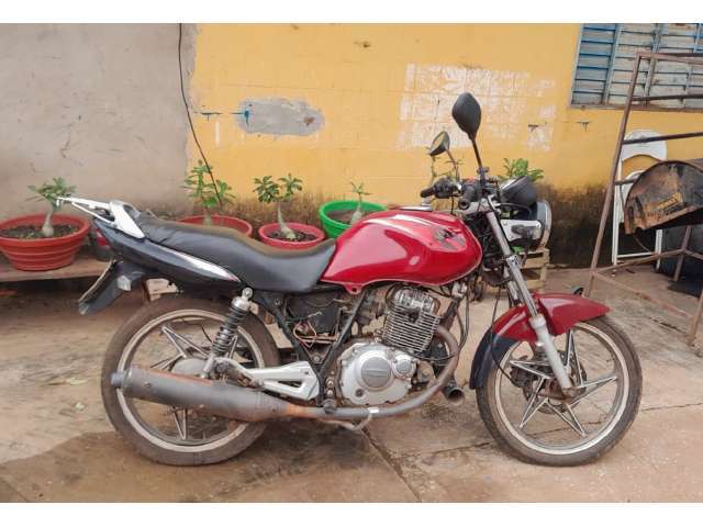 Moto Suzuki EN 125 SE, 11/12 