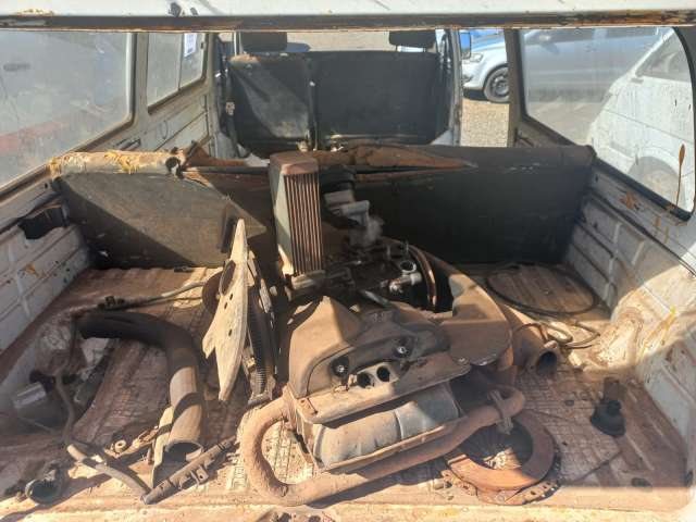 VW/KOMBI  2003 (SUCATA VEÍCULAR)