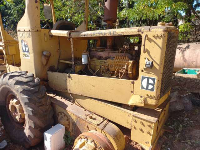 CAT/120 B3  1974 (MOTONIVELADORA)
