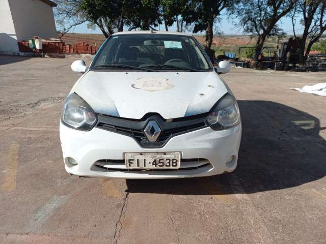 CARRO/RENAULT CLIO EXP  2016 (CARRO)