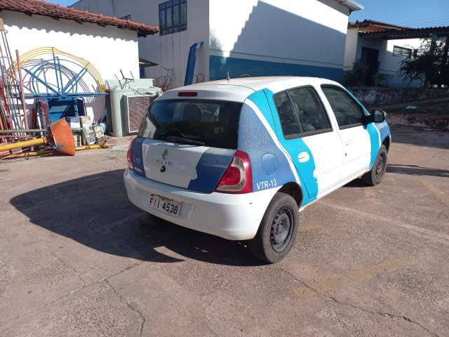 CARRO/RENAULT CLIO EXP  2016 (CARRO)