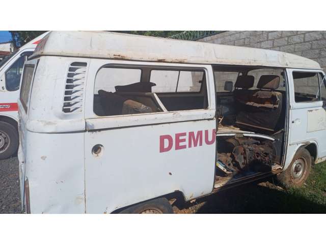VW/KOMBI  2001 (SUCATA VEÍCULAR)