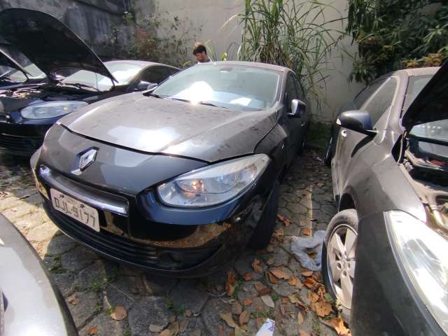 Renault/FLUENCE Sed. Dynamique 2.0 16V FLEX Mec - 2012/2013