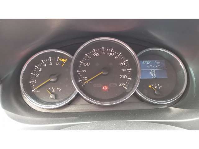 Renault/FLUENCE Sed. Dynamique 2.0 16V FLEX Mec - 2013/2014