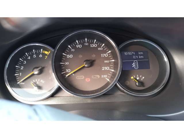 Renault/FLUENCE Sed. Dynamique 2.0 16V FLEX Mec - 2013/2014