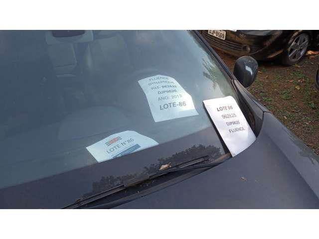 Renault/FLUENCE Sed. Dynamique 2.0 16V FLEX Mec - 2013/2014