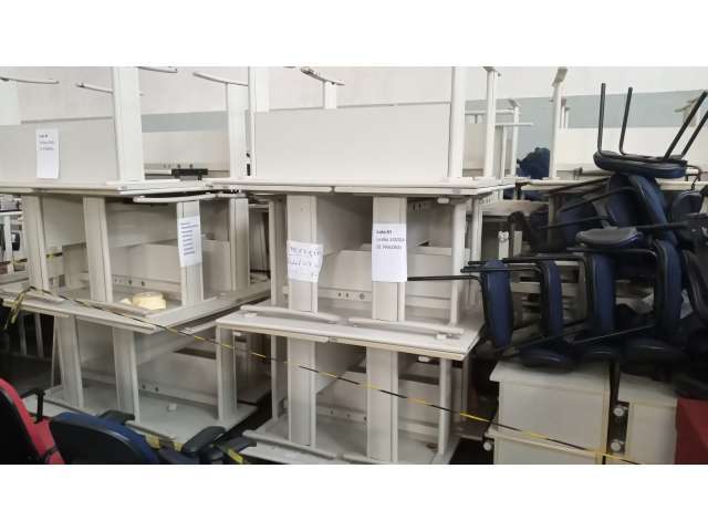 Diversos itens como: ventiladores, cadeiras, fogões industriais, etc.