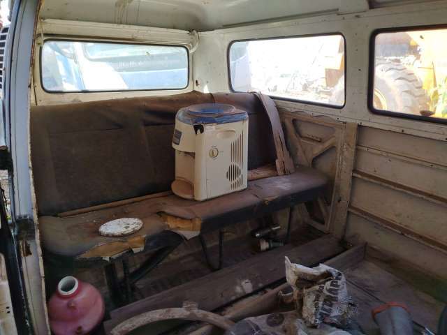 SUCATA DE VW/KOMBI, 2000