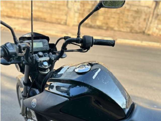 Honda CG160, 15/16 e Yamaha Factor, 15/16