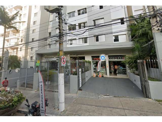 Apto c/ 84,67m² AU e 96,65m² AC em São Paulo/SP