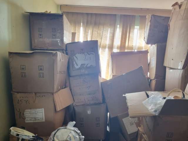 3.300 bolsas variadas, marca Victor Hugo