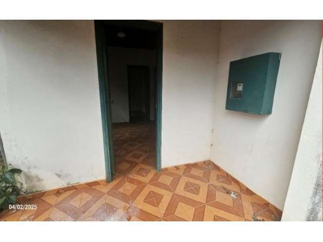 UMA CASA RESIDENCIAL DENOM. SÃO JOÃO C/390M² AT EM ITATINGA/SP 