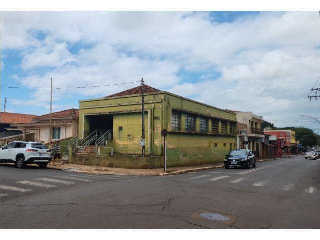 IMÓVEL C/160M² AC, C/ 205,86M² AT EM CHAVANTES/SP 