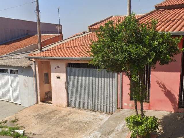 Casa c/ 63m² AC e 125m² AT em Tatuí/SP