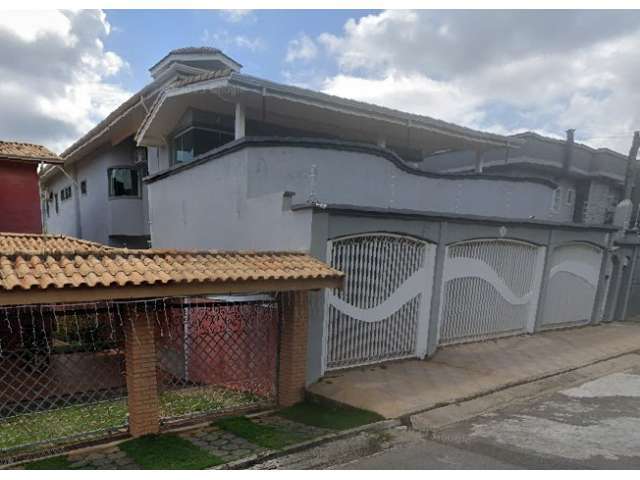 Casa c/ 260m² AT e 108,73m² AC e Sobrado c/ 600m² AT e 720m² AC em Atibaia/SP