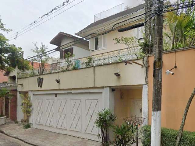 Sobrado c/ 262m² AC e 473m² AT em Morumbi, São Paulo/SP