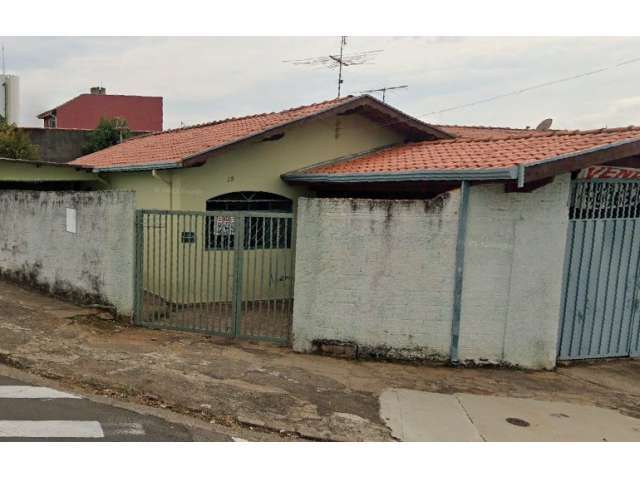 Casa c/ 258m² AT e 133,22m² AC em Indaiatuba/SP 