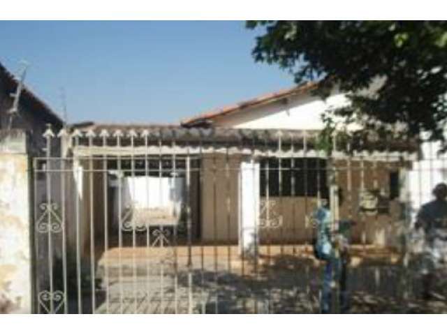 IMÓVEL COM 300M² AT EM ARAÇATUBA/SP