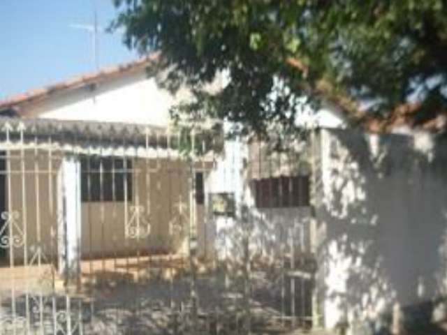 IMÓVEL COM 300M² AT EM ARAÇATUBA/SP