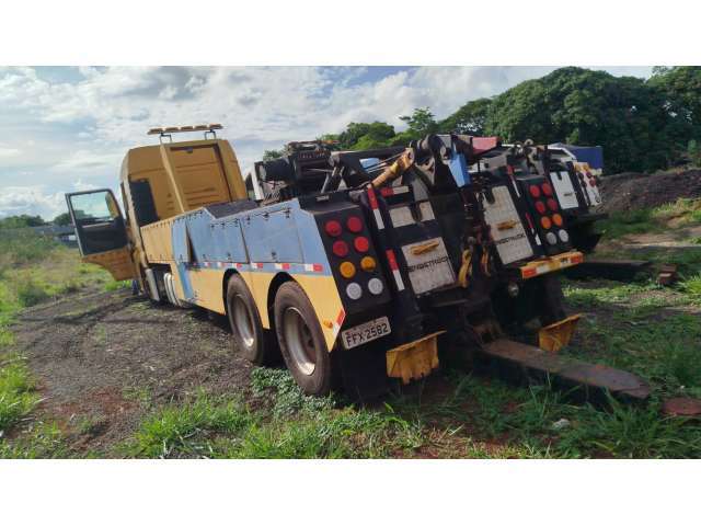 MAN/TGX 29.440 6X4 T 2012/2012 (CAMINHÃO)