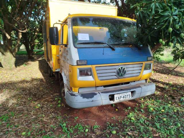 VW/8.120 EURO3 2008/2008 (CAMINHÃO)