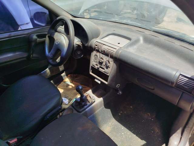 GM/CORSA CLASSIC 2004/2004 (AUTOMÓVEL)