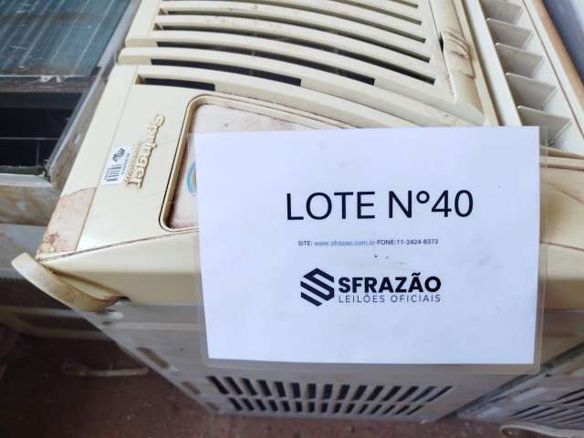 5 APARELHOS DE AR CONDICIONADO