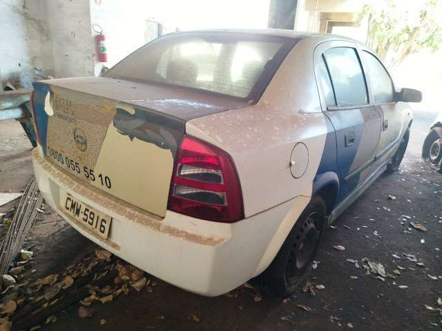 GM/ASTRA SEDAN 2003/2004 (AUTOMÓVEL)