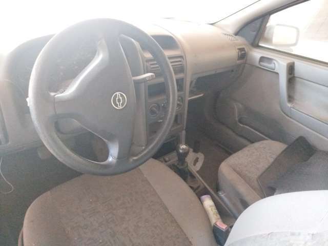 GM/ASTRA SEDAN 2003/2004 (AUTOMÓVEL)