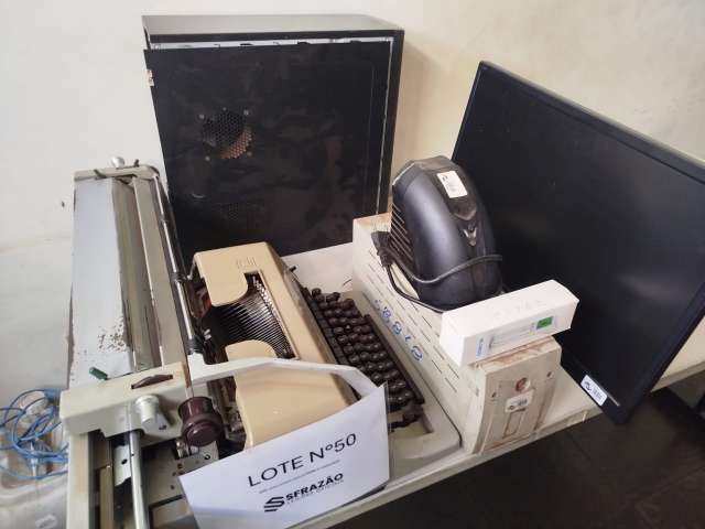TERMÔMETRO, ESTABILIZADOR, MONITOR, COMPUTADOR, MÁQUINA DE ESCREVER MANUAL