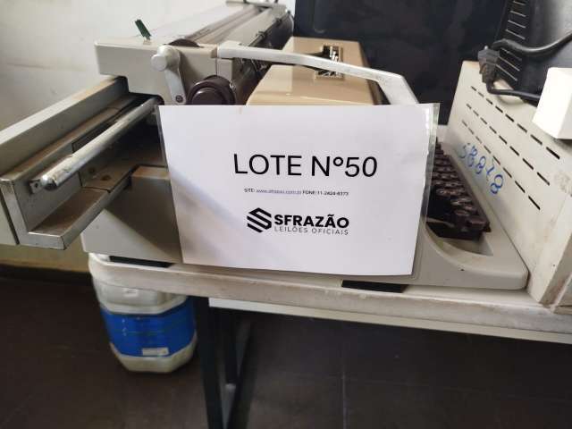 TERMÔMETRO, ESTABILIZADOR, MONITOR, COMPUTADOR, MÁQUINA DE ESCREVER MANUAL