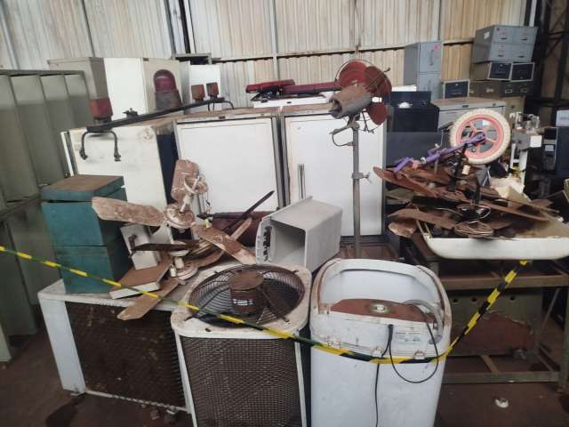 ELETRODOIMESTICOS, ARMARIOS, AR CONDICIONADO, E OUTROS
