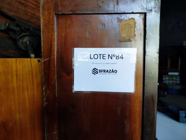 ARMARIOS, CADEIRAS, SOFAS, PRATELEIRAS, ETC