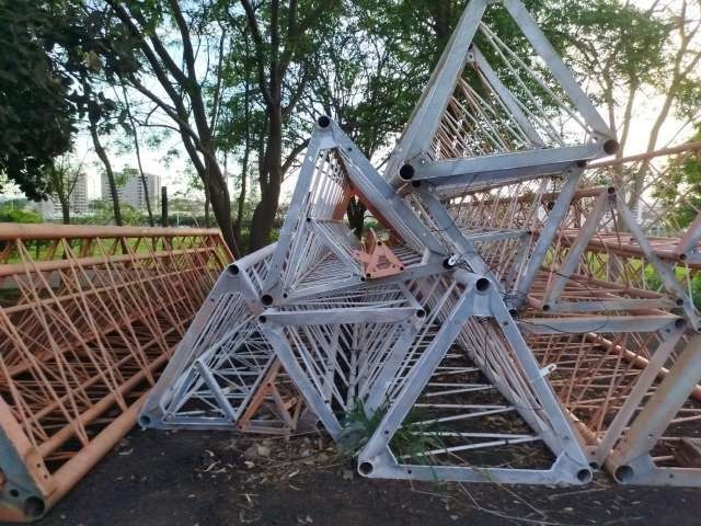 TORRE METALICA 36 METROS/STP