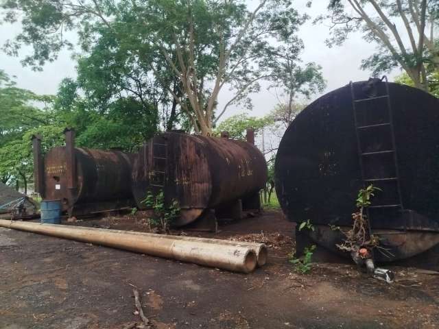 RESERVATORIO PARA ASFALTO (TANQUE)