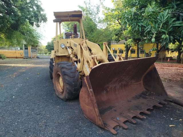 PÁ CARREGADEIRA CATERPILLAR/930-T 1992