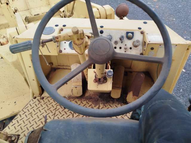 PÁ CARREGADEIRA CATERPILLAR/930-T 1992