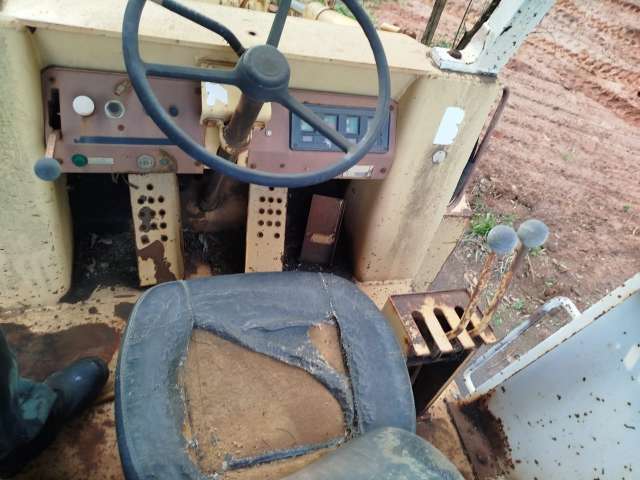 PÁ CARREGADEIRA CASE/W20B 1987